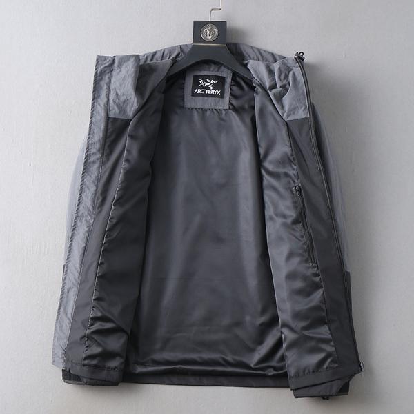 ブランドジャケット側面デザイン